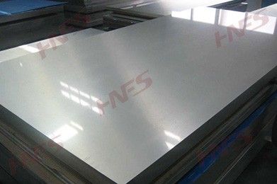 Anodized aluminium plate